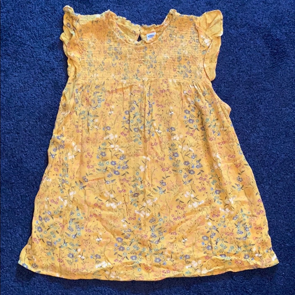 Old navy floral tank top